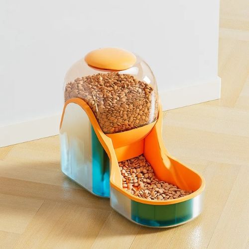 Distributeur nourriture chat design